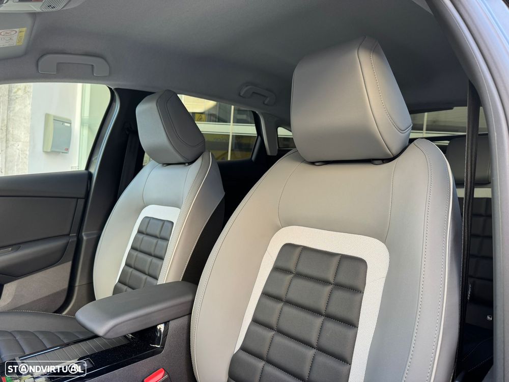 Citroën C4 1.2 PureTech Max EAT8 - 5