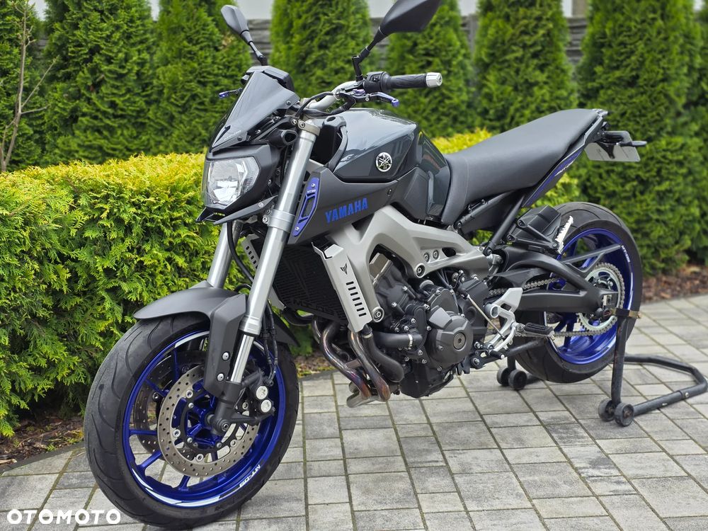 Yamaha MT - 2