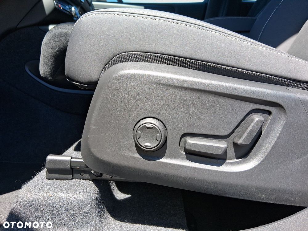 Volvo XC 40 - 13