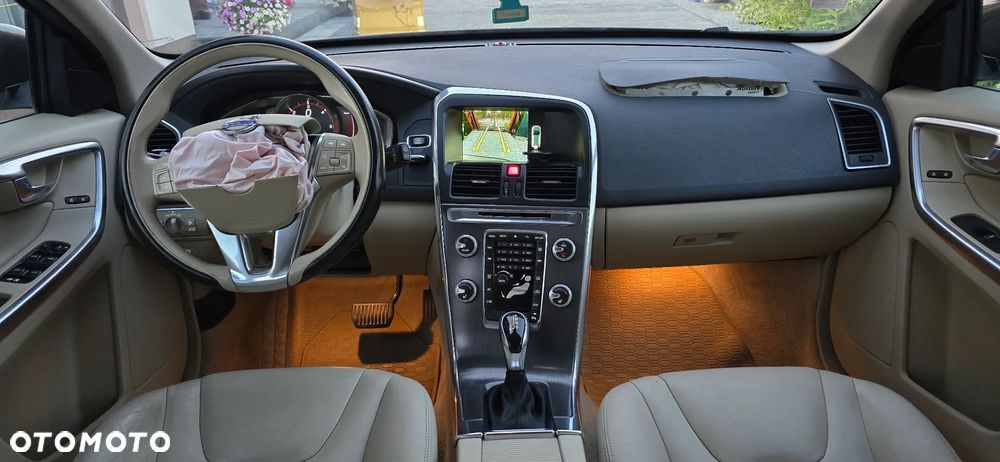 Volvo XC 60 D4 Inscription - 5