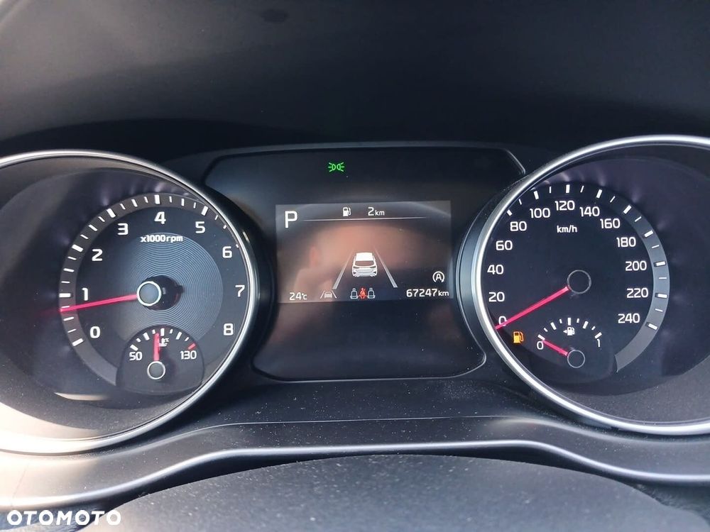 Kia Ceed - 21