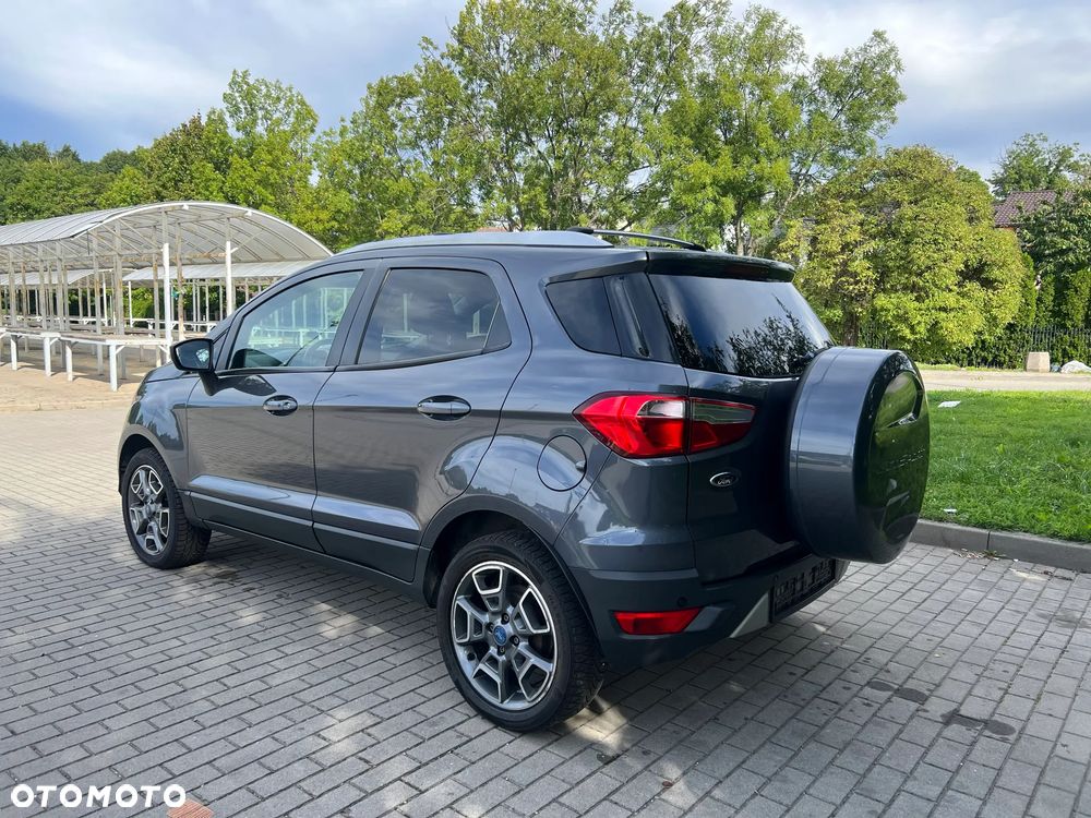 Ford EcoSport - 9