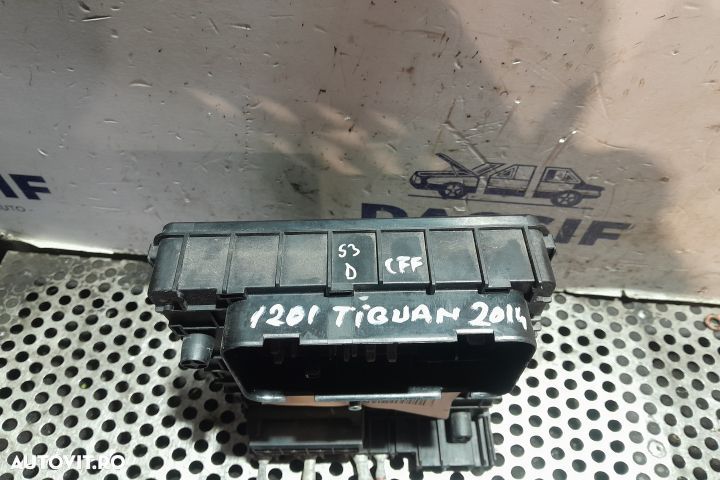 Panou sigurante motor 3C0937125A 3C0937125A Volkswagen VW Tiguan 1 [f - 2