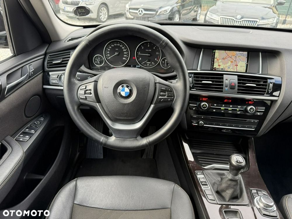 BMW X3 sDrive18d - 12
