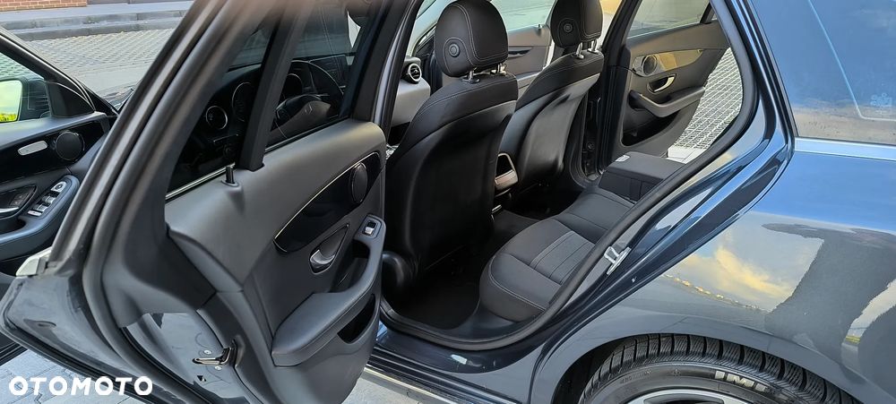 Mercedes-Benz Klasa C 350 e 7G-TRONIC Avantgarde - 36