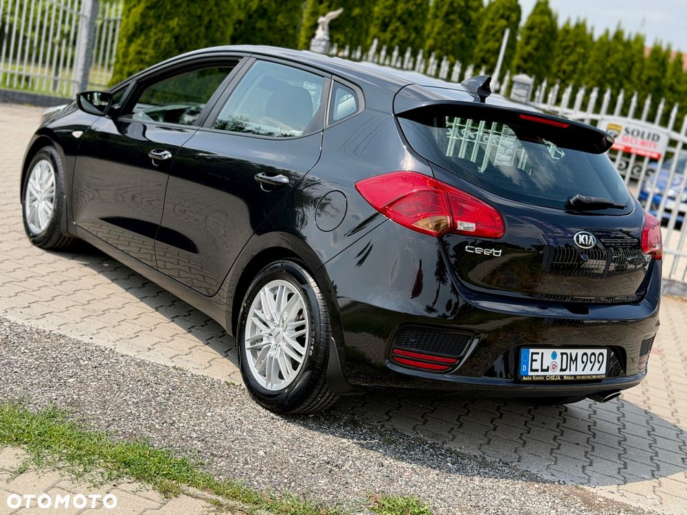 Kia Ceed 1.4 CVVT Vision - 28
