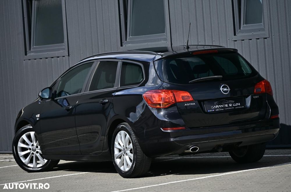 Opel Astra 2.0 CDTI DPF 150 Jahre - 26