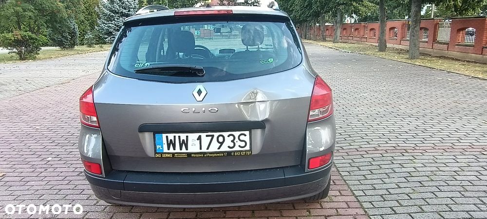 Renault Clio 1.5 dCi Alize - 8