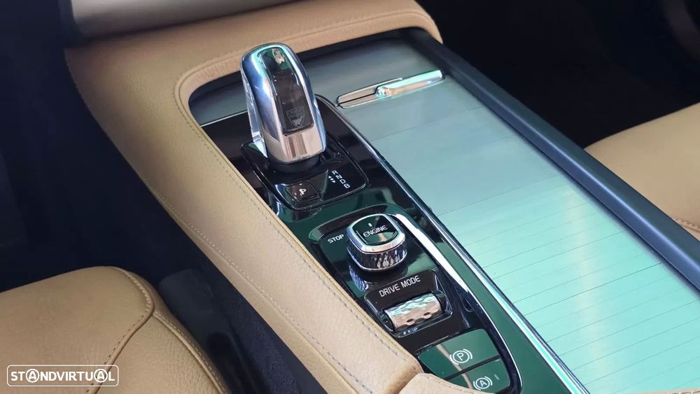 Volvo XC 90 2.0 T8 PHEV Excellence AWD - 22