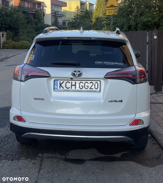 Toyota RAV4 2.0 D-4D Style 4x2 - 4