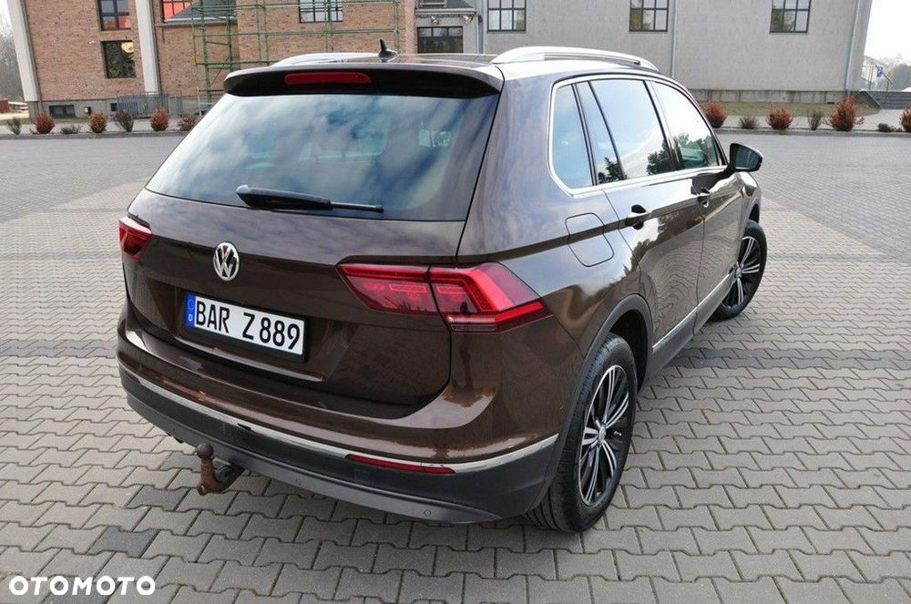 Volkswagen Tiguan - 12