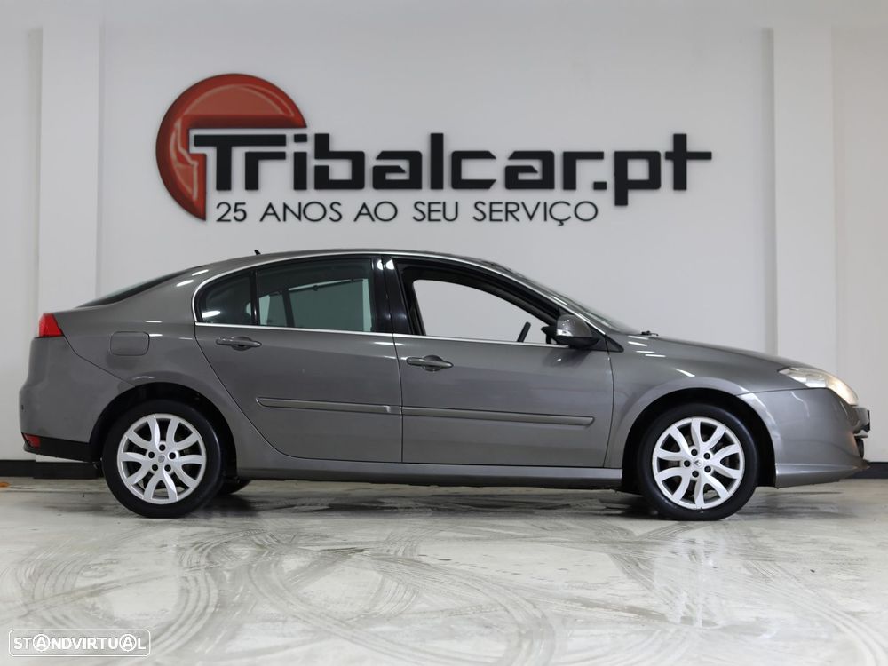 Renault Laguna 2.0 dCi Confort - 5