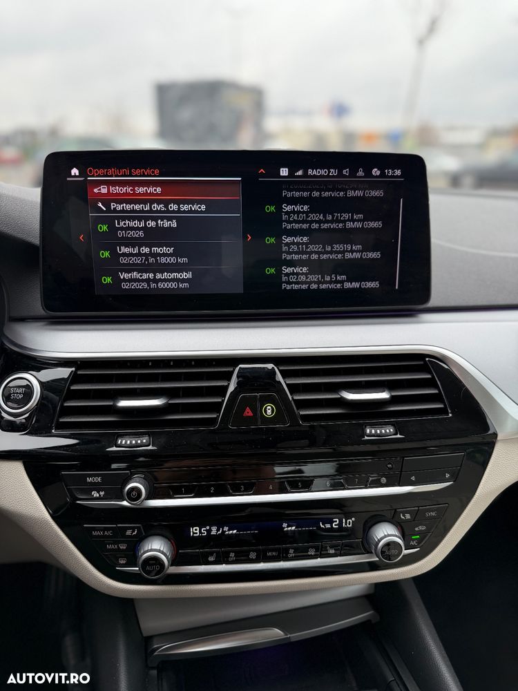 BMW Seria 5 530e Aut. Luxury Line - 18