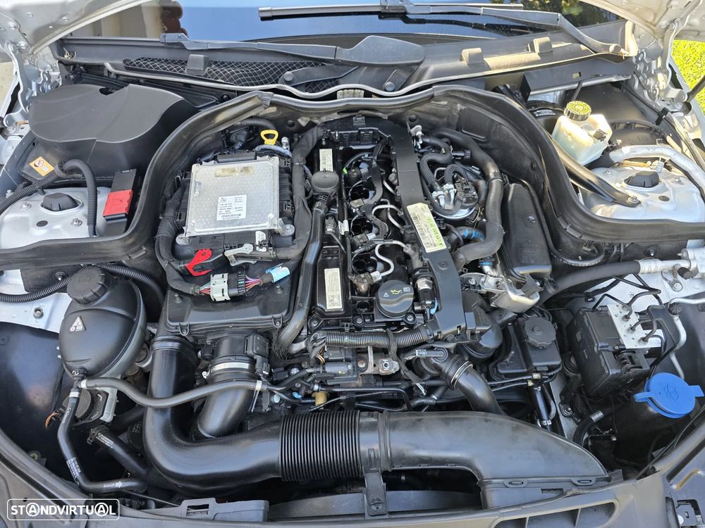 Mercedes-Benz C 220 Station CDI DPF Auto BlueEFFICIENCY SPORT EDITION - 32