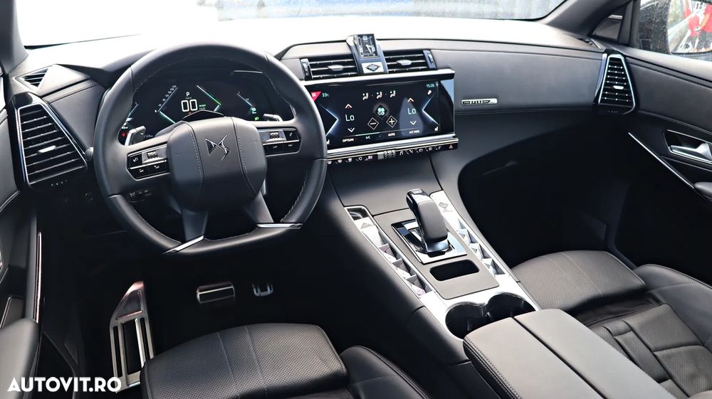 DS Automobiles DS 7 Crossback 4x4 300 OPERA - 19