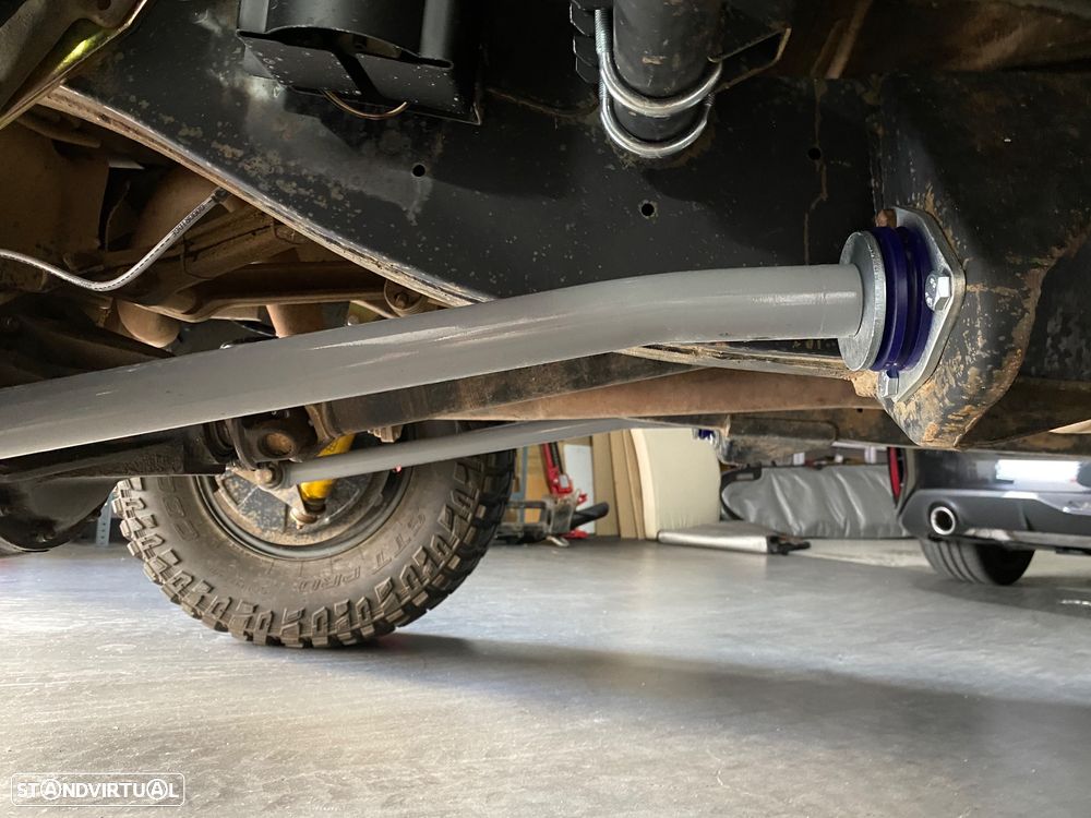 Land Rover Defender 90 2.5 TD5 Metal Top - 13