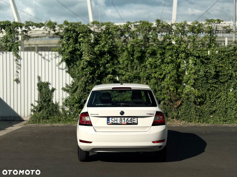 Skoda Fabia 1.0 Ambition - 6