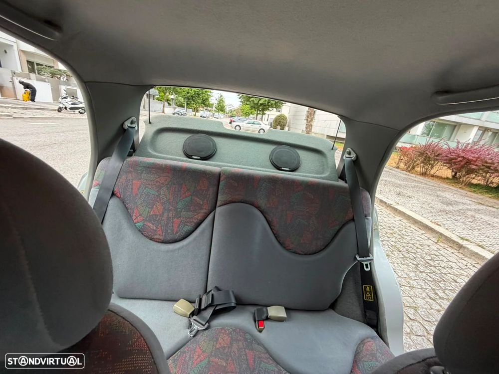 Nissan Micra 1.0 LX - 9