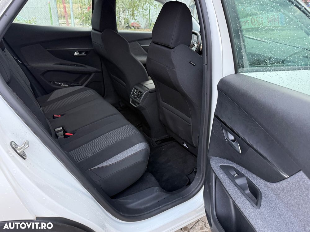 Peugeot 3008 1.5 BlueHDI 130 S&S EAT8 Allure - 6