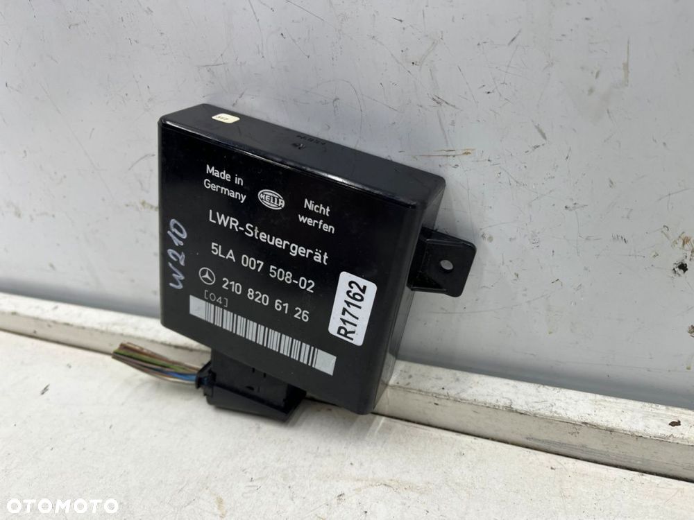 Moduł świateł Mercedes w210 95-02r. sterownik świateł komputer 2108206126 - 2