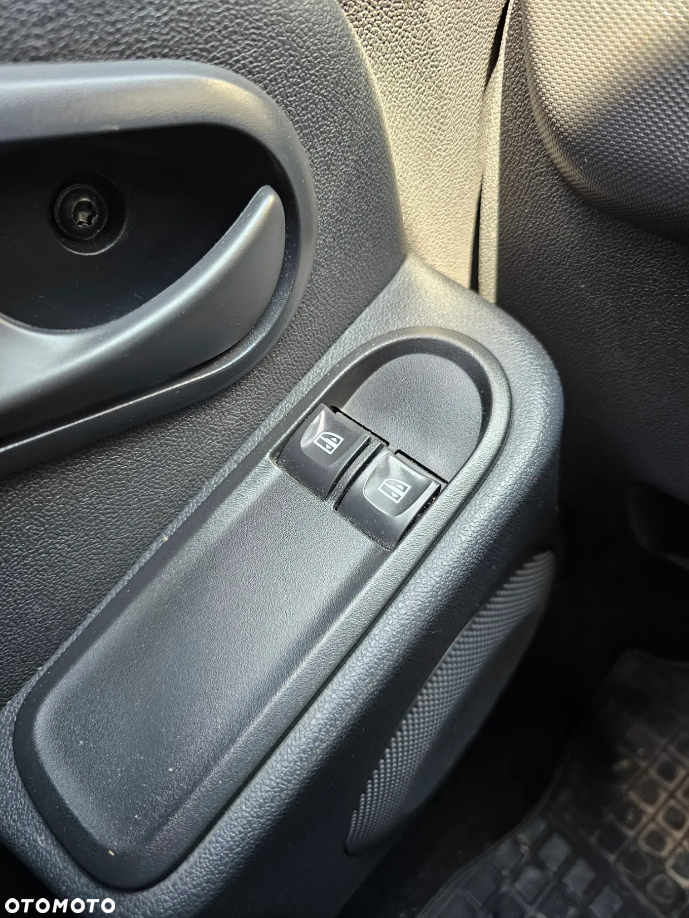 Dacia Duster 1.6 Ambiance Eco - 10