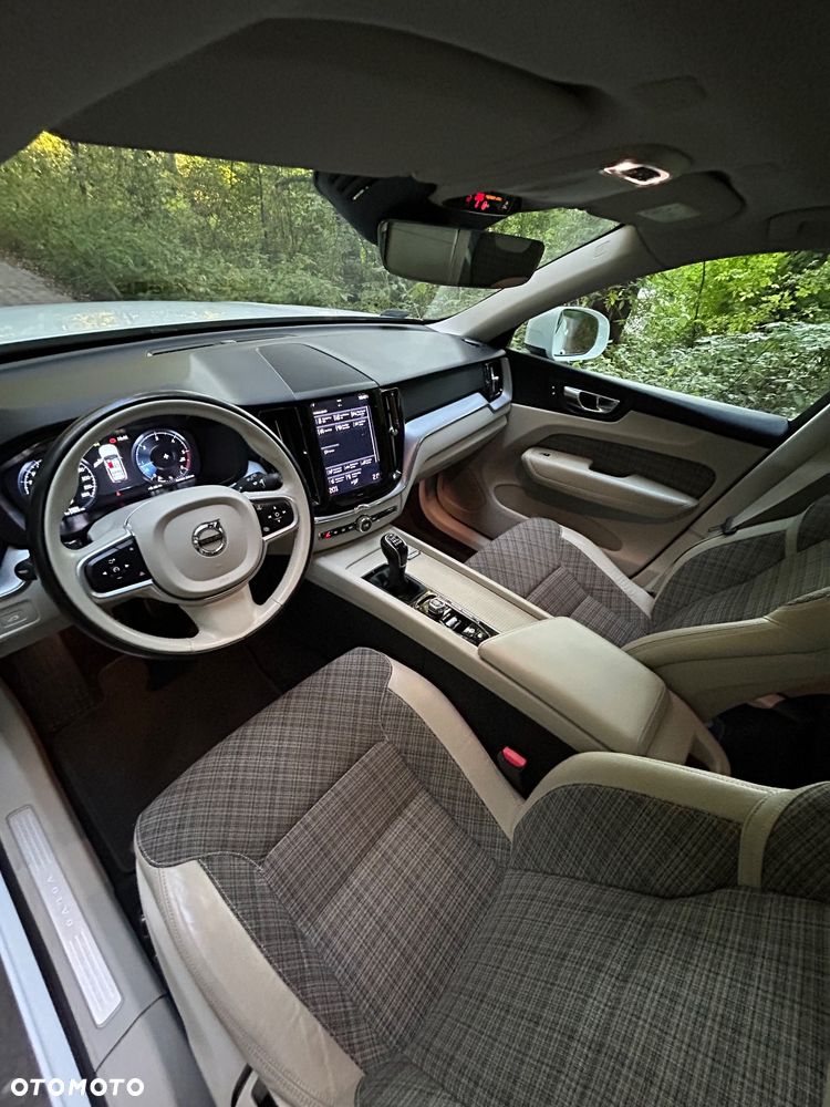 Volvo XC 60 D3 Momentum - 13