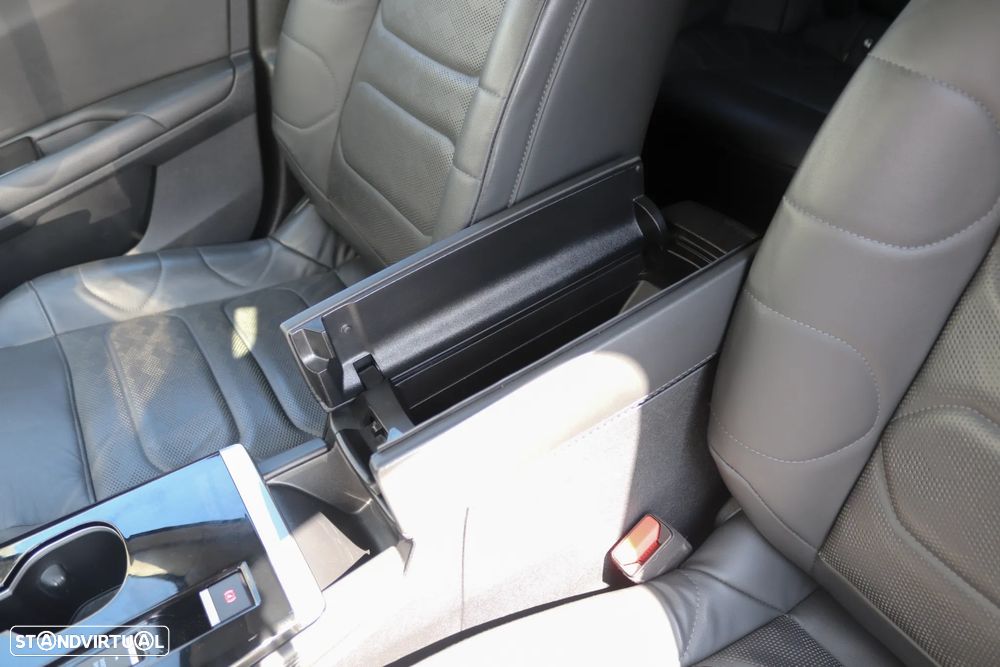Citroën C5 X 1.6 PureTech Shine EAT8 - 24