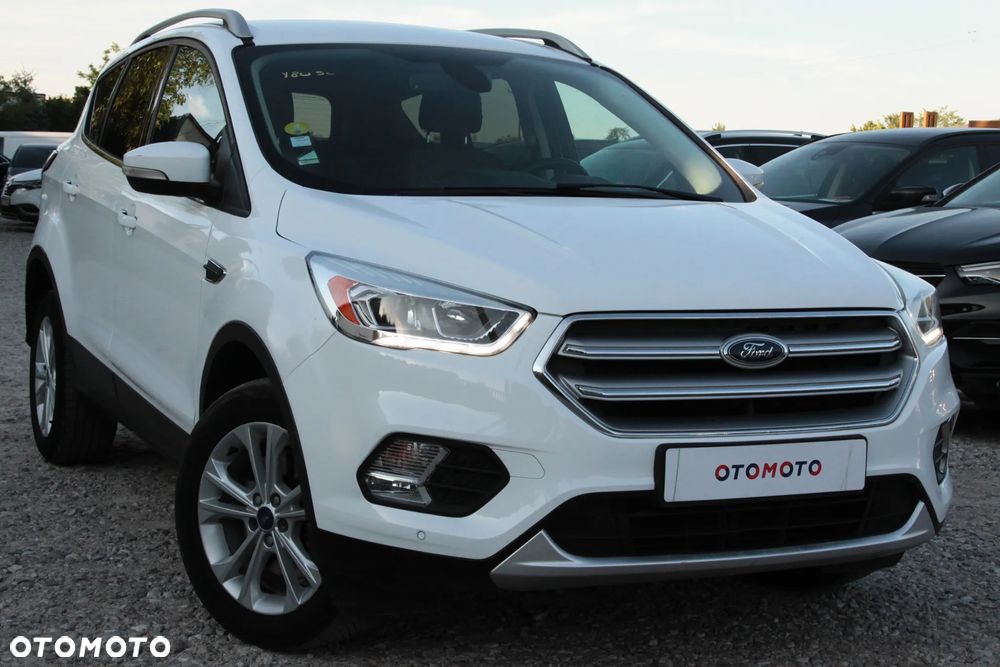 Ford Kuga 2.0 TDCi 2x4 Titanium - 1