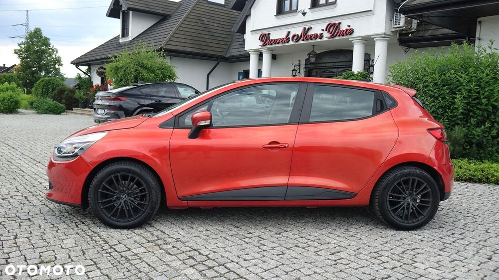 Renault Clio - 11