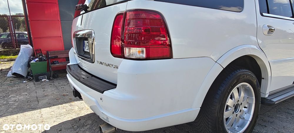Lincoln Navigator 5.4 4WD - 10