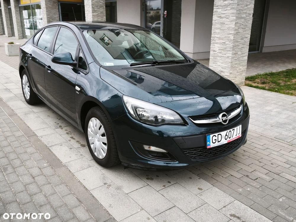 Opel Astra 1.6 Enjoy - 1