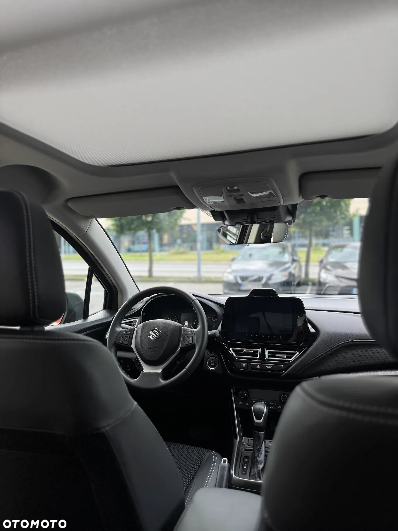 Suzuki SX4 S-Cross 1.5 DualJet Hybrid Elegance Sun SP 4WD AGS - 23