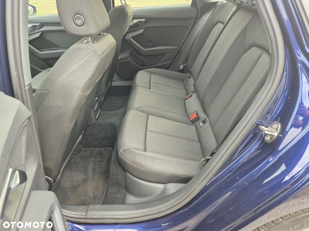 Audi A3 Sportback - 13