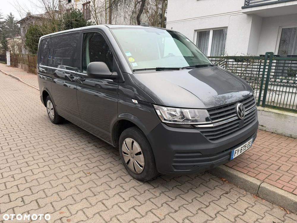 Volkswagen Transporter - 2