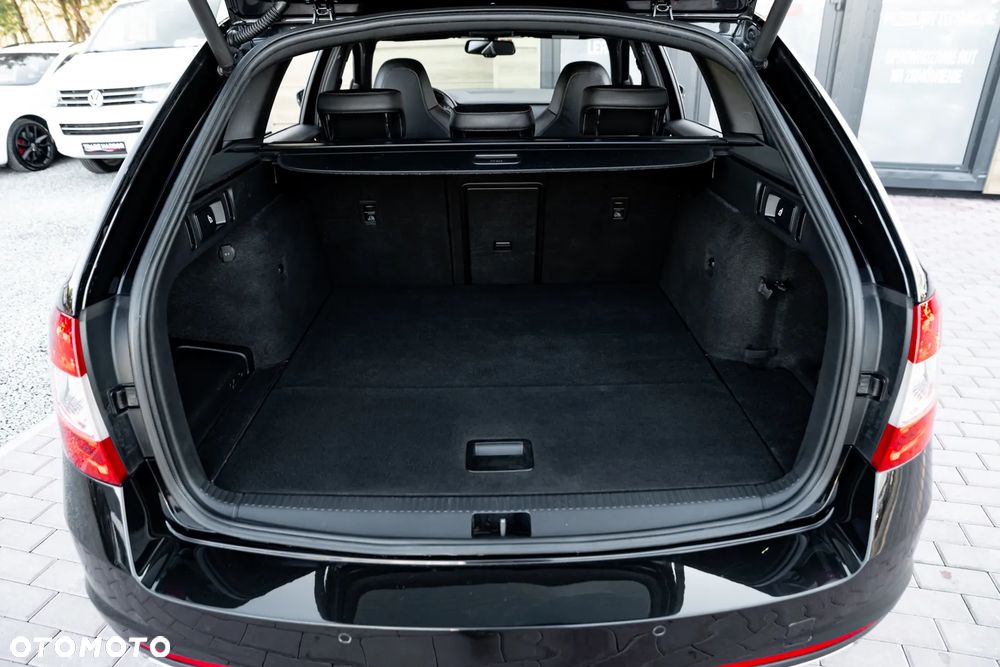 Skoda Octavia 2.0 TSI (Green tec) DSG RS - 22
