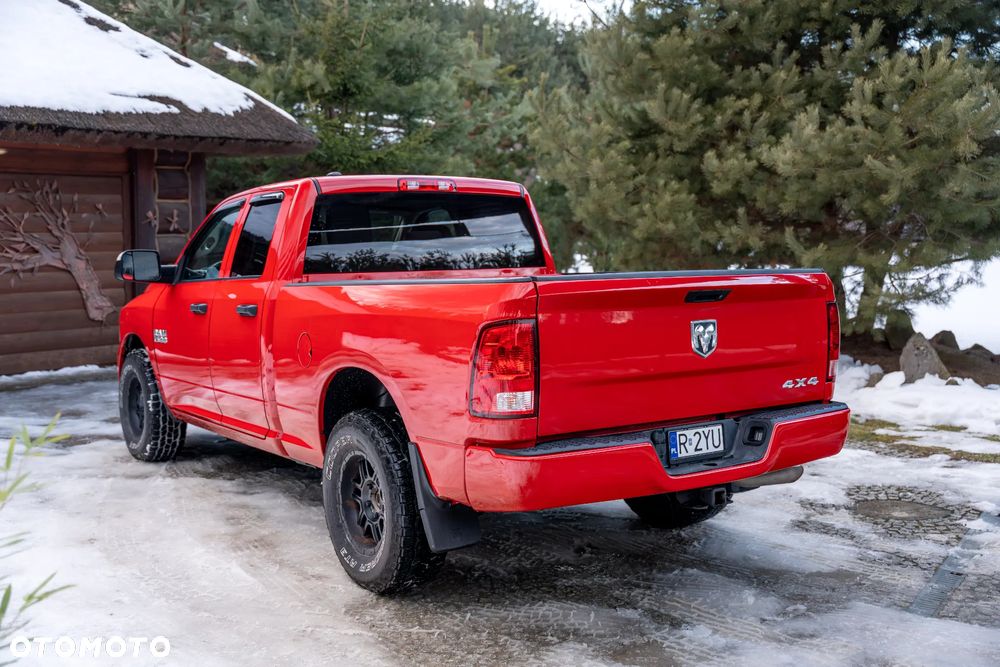 RAM 1500 Quad Cab Sport - 3