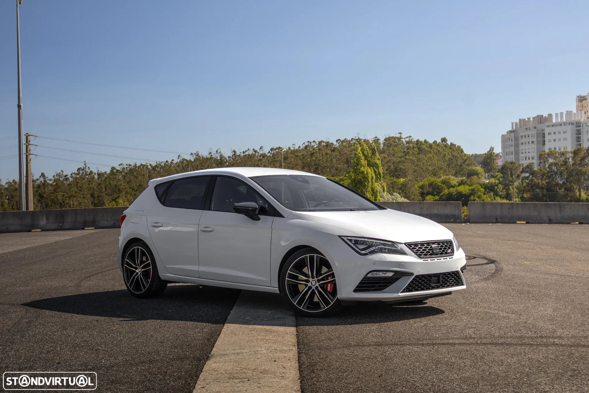 SEAT Leon 2.0 TSI S&S DSG Cupra 300 - 5