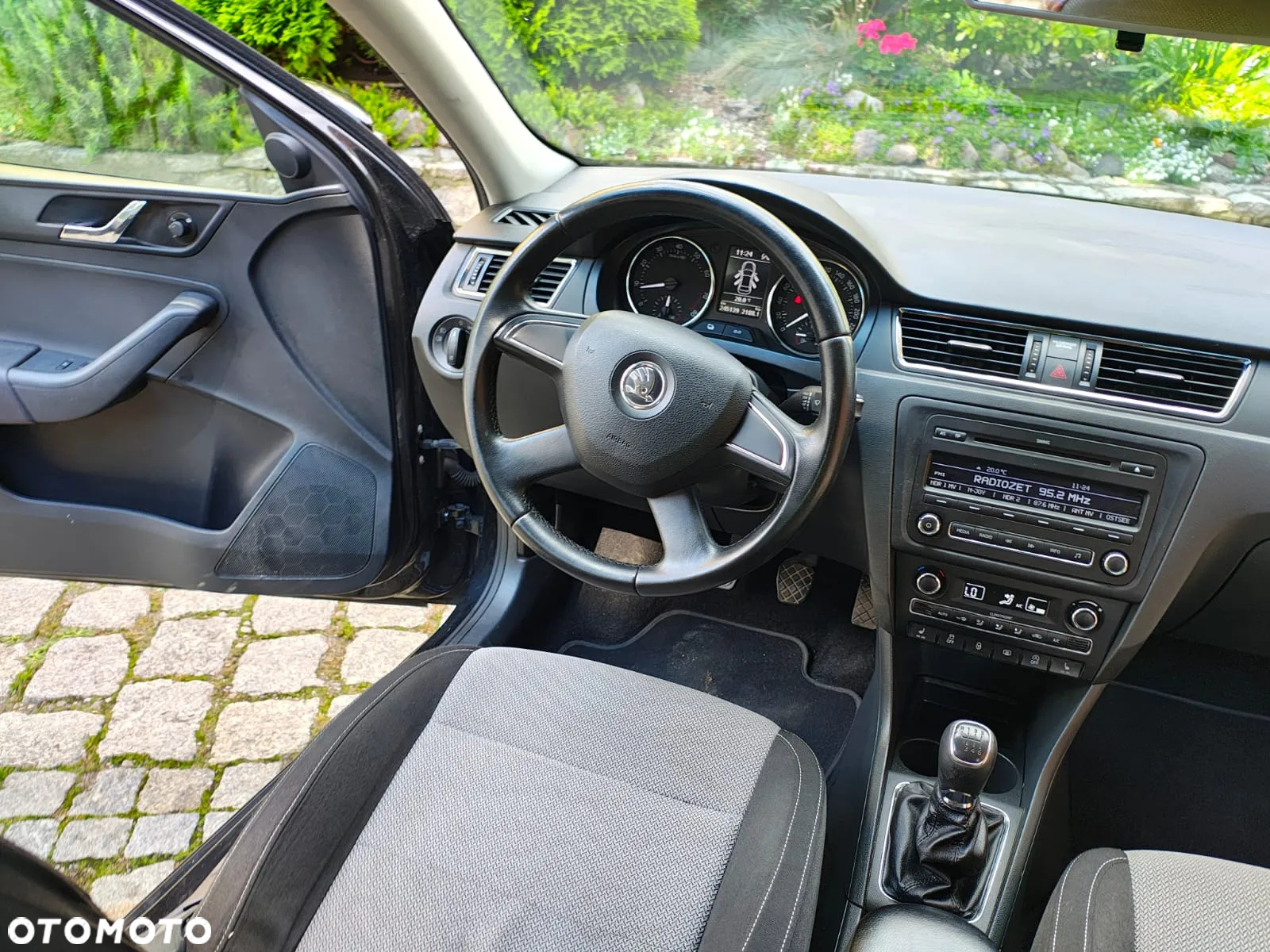 Skoda RAPID - 11
