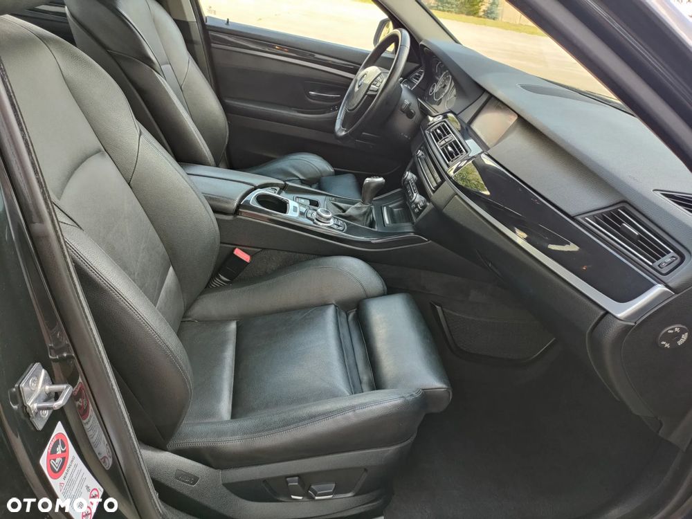 BMW Seria 5 520d Modern Line - 15