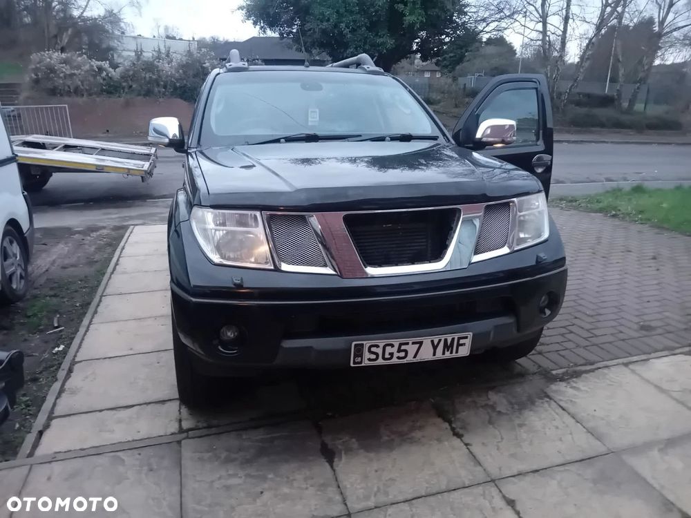 Nissan Navara 2.5 D R-Black - 5