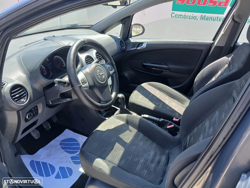 Opel Corsa 1.2 Enjoy - 15