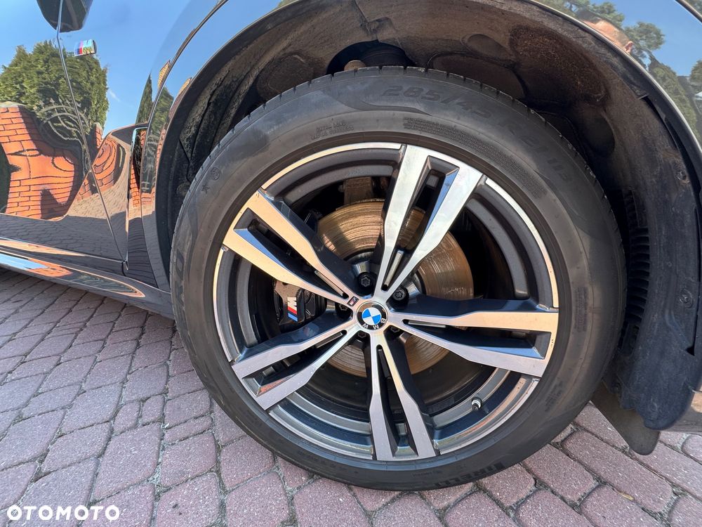 BMW X7 xDrive40i mHEV Individual Edition sport - 18