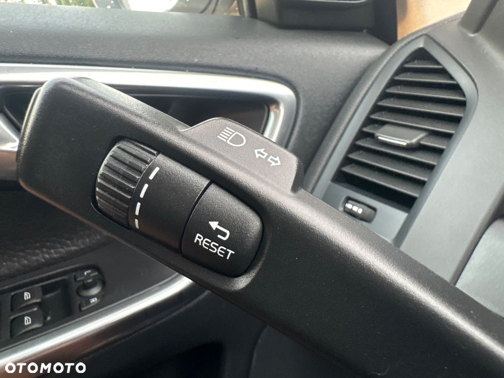 Volvo XC 60 - 21