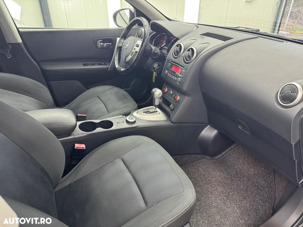 Nissan Qashqai 2.0 DCI 4 x 4 DPF Aut acenta - 19