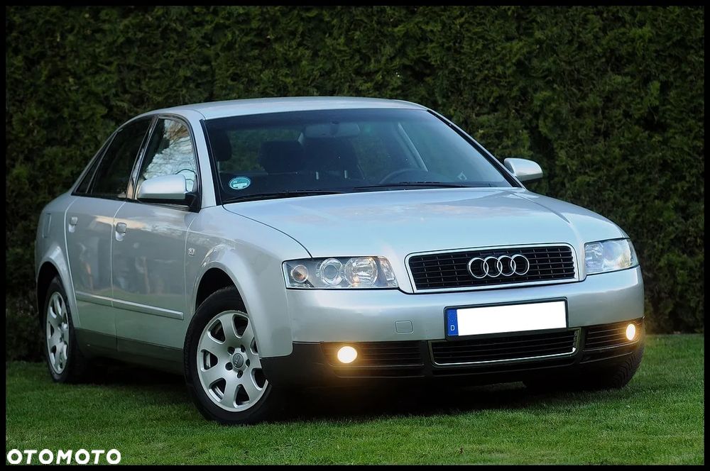 Audi A4 Limousine - 9