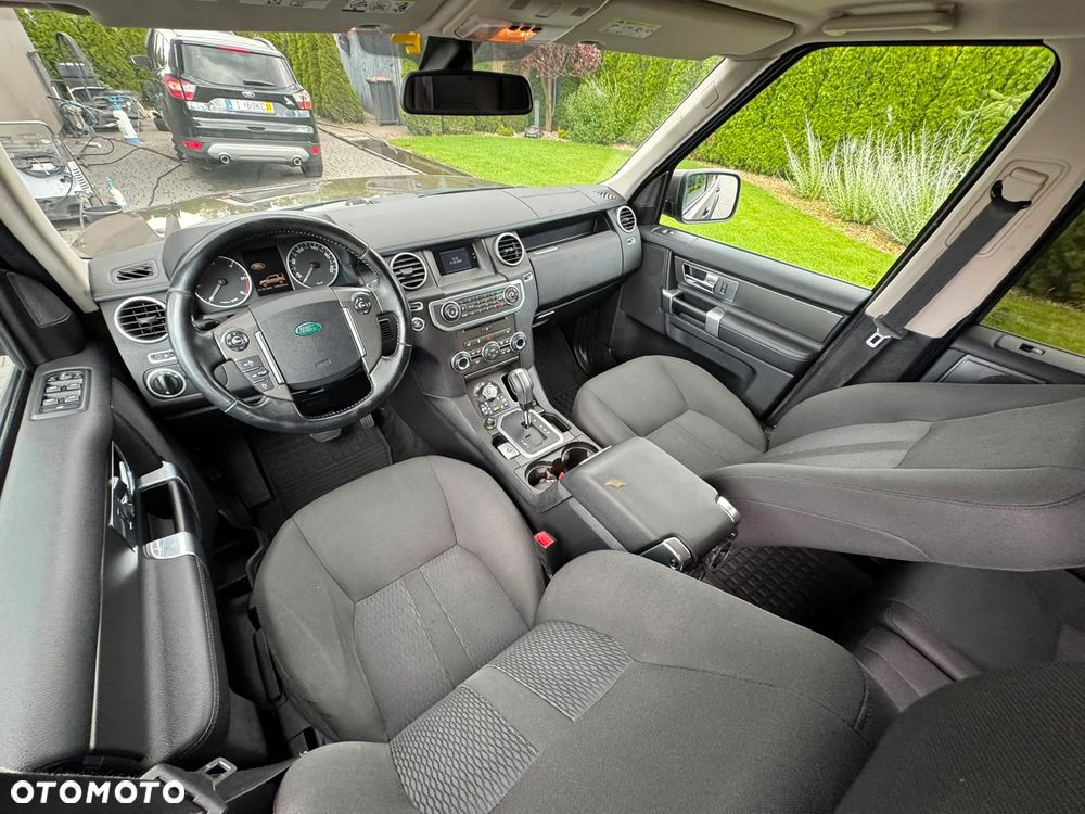Land Rover Discovery TD V6 HSE - 9