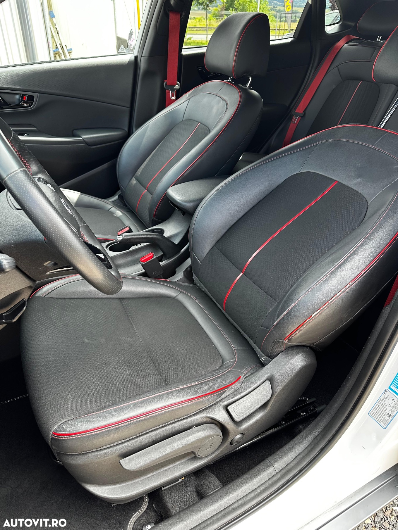 Hyundai KONA 1.0 T-GDI 2WD Premium + - 25