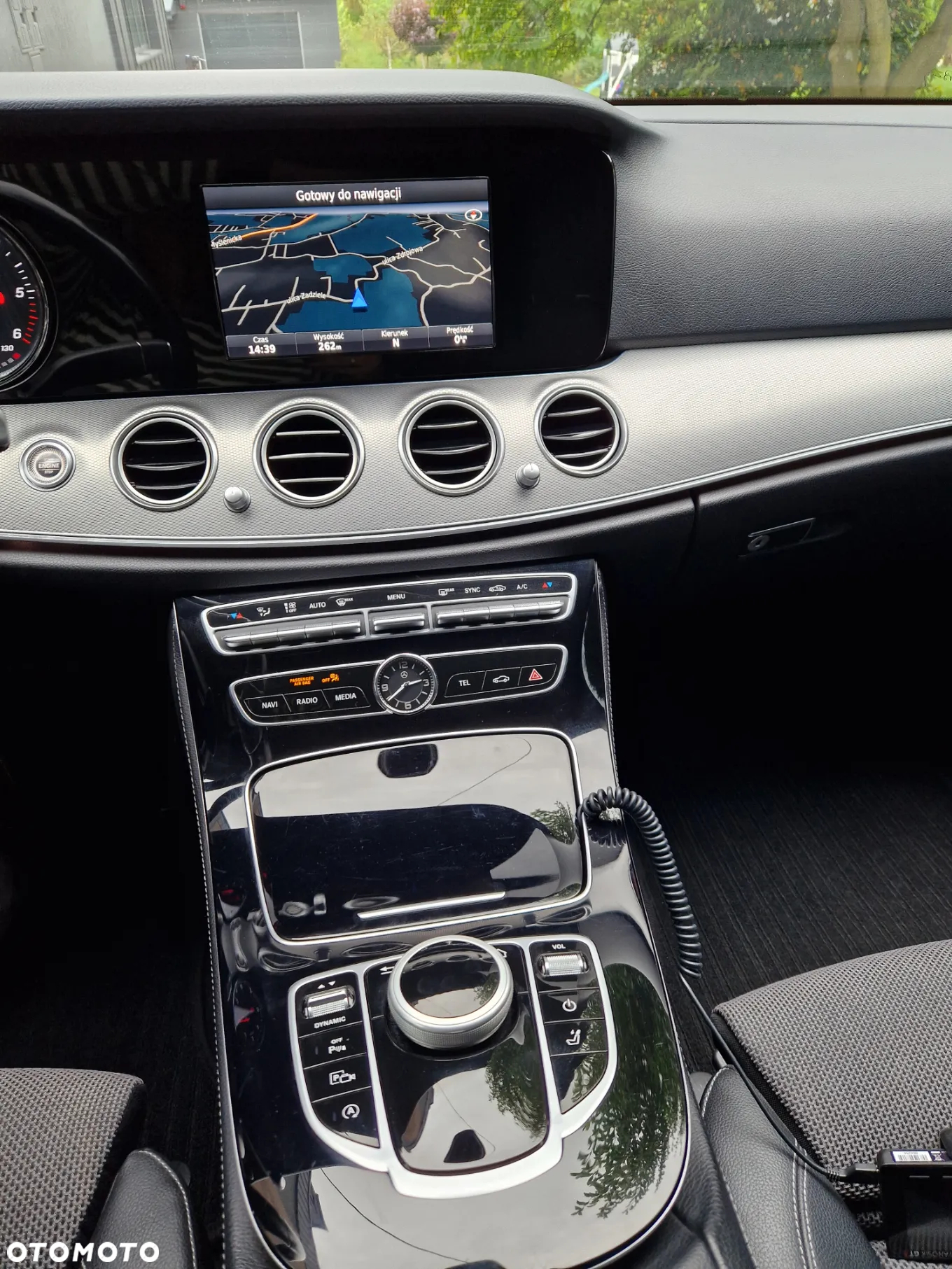 Mercedes-Benz Klasa E 220 d T 9G-TRONIC Avantgarde - 12