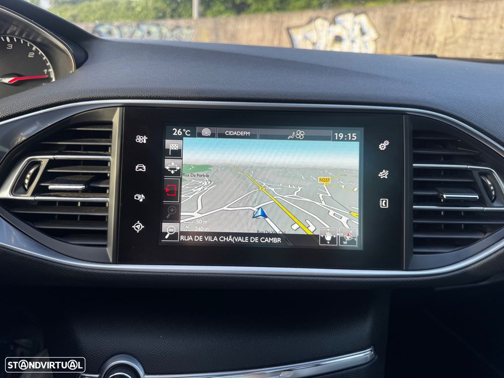 Peugeot 308 SW 1.6 BlueHDi GT Line - 17