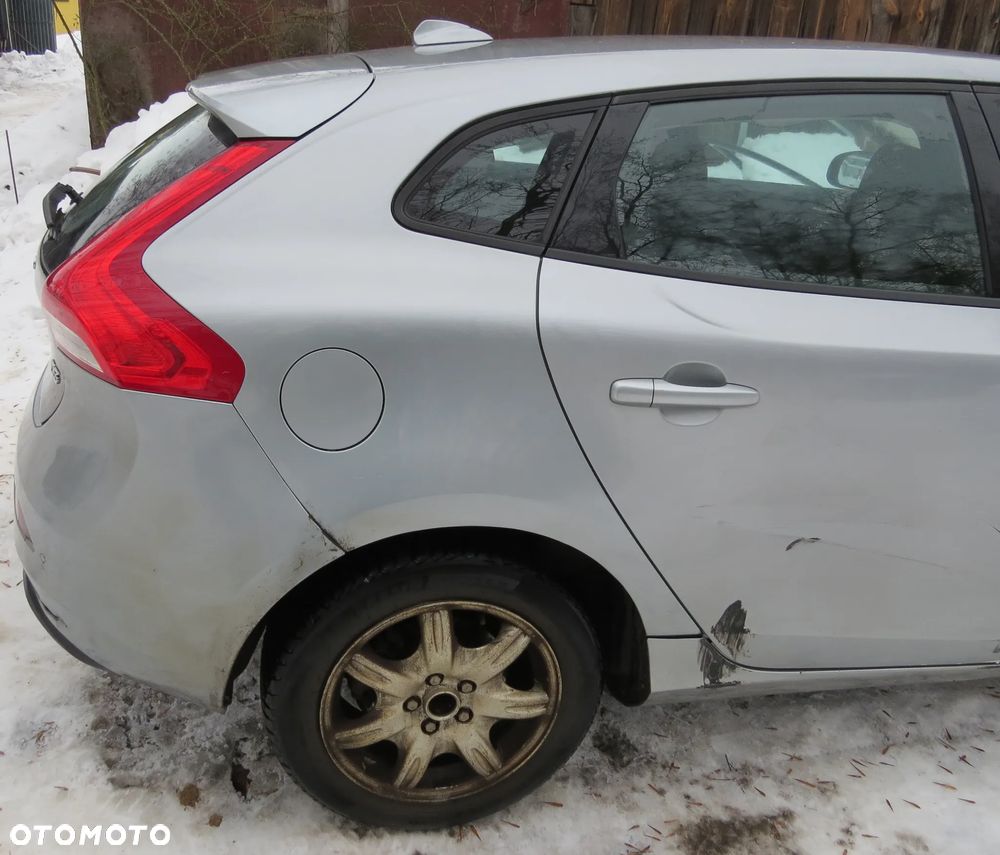 VOLVO V40 II LAKIER 477-46 1.6 D2 D4162T NA CZĘŚCI - 9